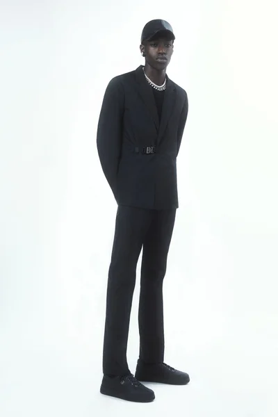Look 15